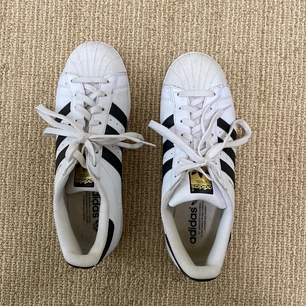Adidas Superstar women’s shoes size 9
